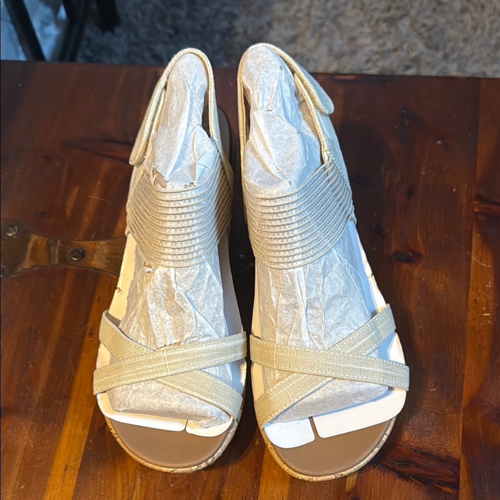 Skechers Cream Strappy Wedge Sandals